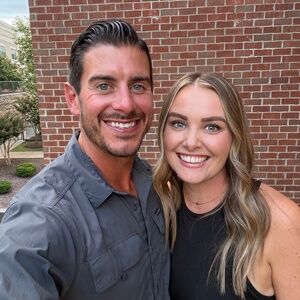 Meet your Posher, Whitney